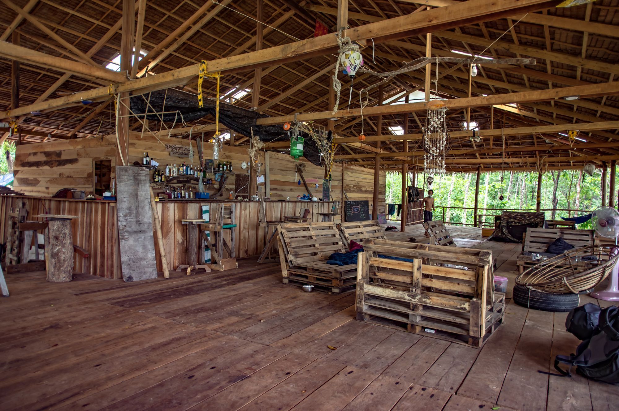 Driftwood Hostel And Bungalows Koh Rong Sanloem Exterior photo